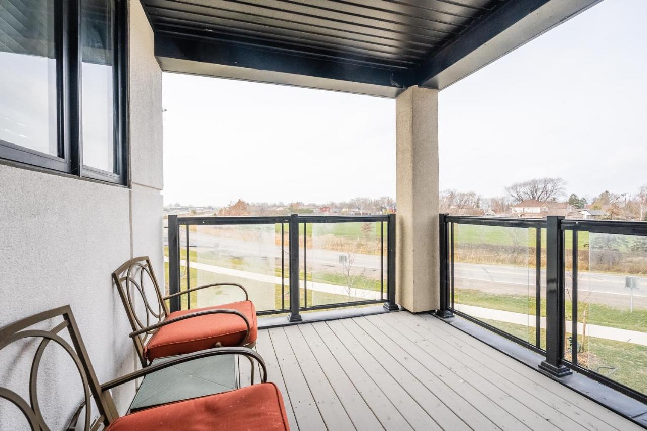 Modern Hamilton Homes Lake Ontario Shore By Globalstay Exterior photo